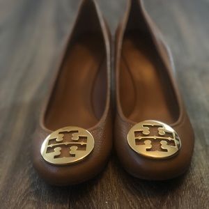 Tory Burch Chelsea Wedges